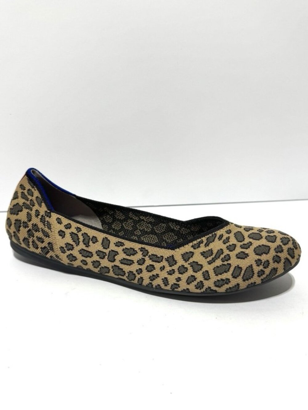 Rothys Womens The Flat Round Toe Spotted Size 10.5 M